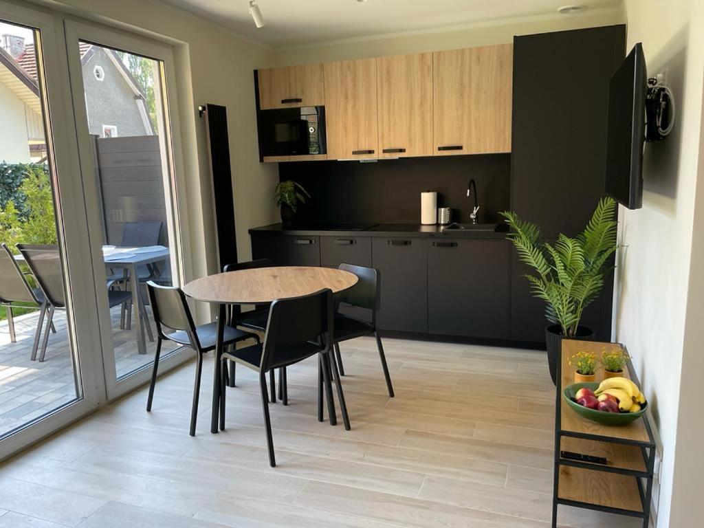 Apartamenty Przy Parku -150M Od Plazy Дарлувко Екстер'єр фото